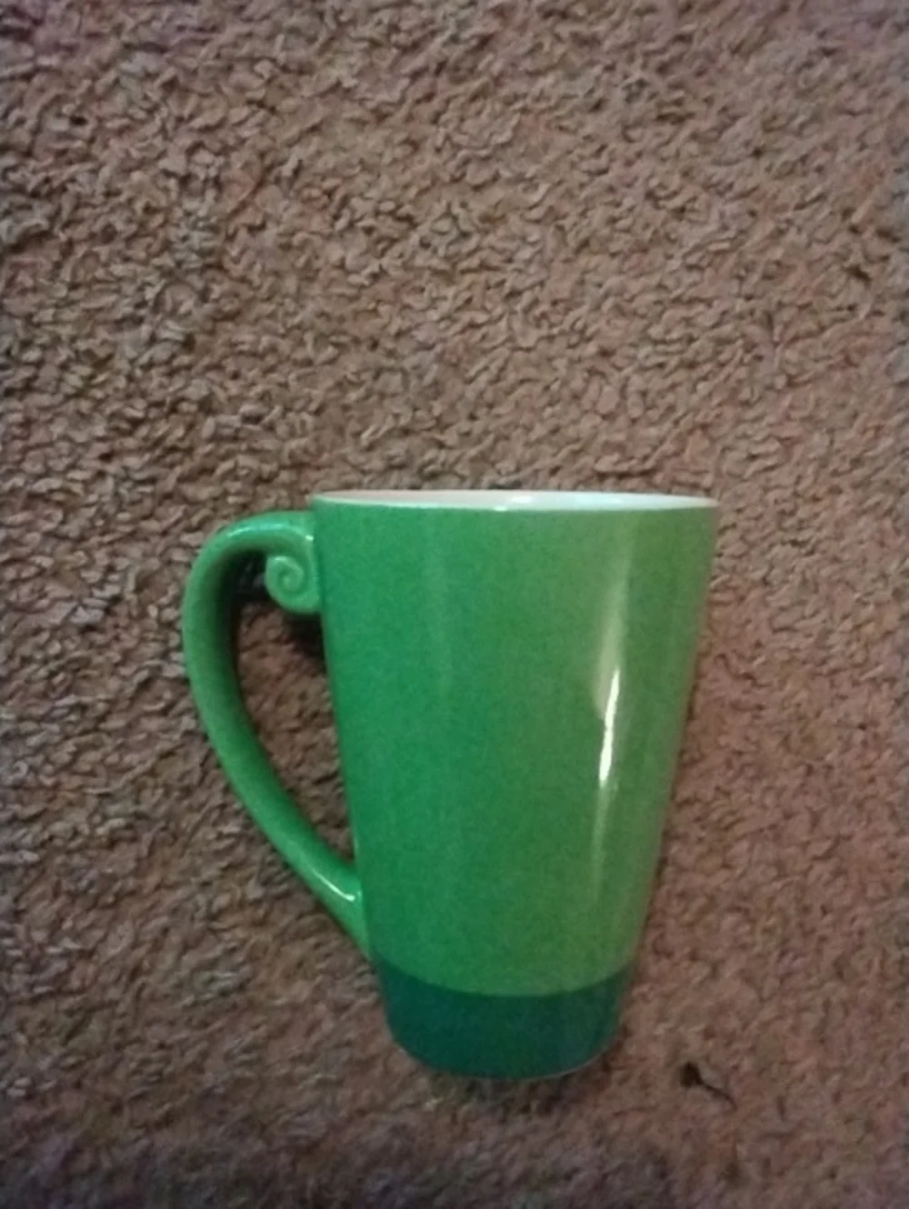 HMK Green Holiday Ceramic Mug with Festive Design